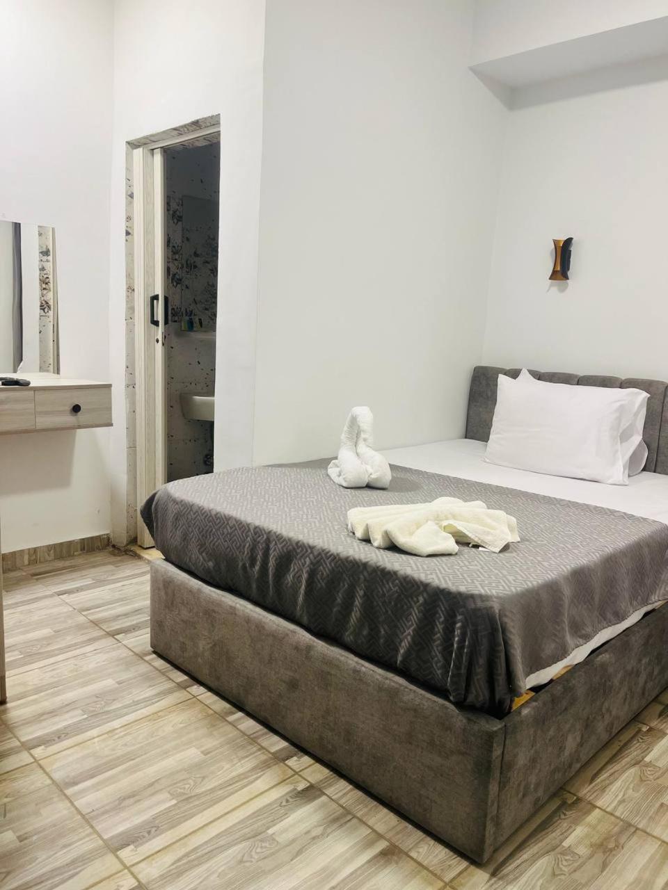 Rev Inn Hotel Кайро Екстериор снимка
